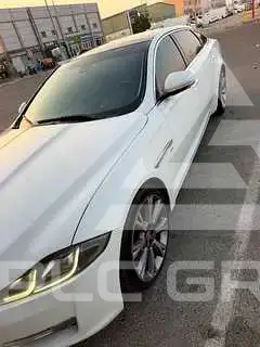 2017 Jaguar XJ