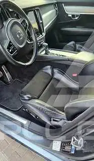 2017 Volvo S90