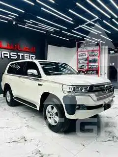 2017 Toyota LAND CRUISER