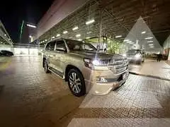 2017 Toyota LAND CRUISER