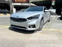 2017 KIA Cadenza