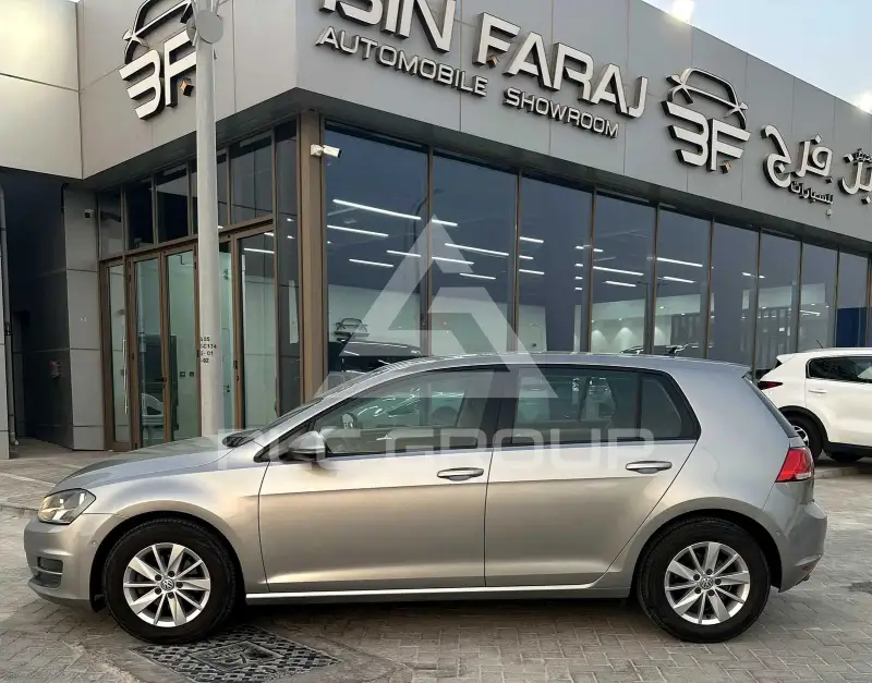 2017 Volkswagen GOLF