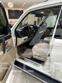 2018 Mitsubishi PAJARO