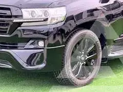 2018 Toyota LAND CRUISER