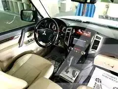 2019 Mitsubishi PAJARO