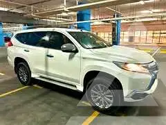 2019 Mitsubishi MONTERO