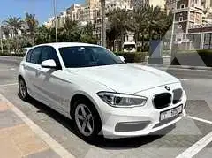 2019 BMW 120