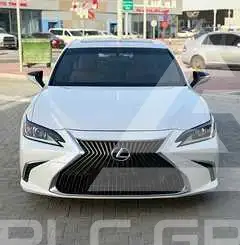 2019 Lexus ES