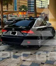 2019 Lexus IS