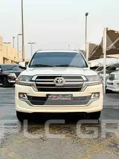 2019 Toyota LAND CRUISER