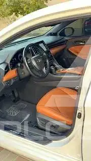 2019 Toyota AVALON