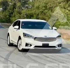2019 KIA Cadenza