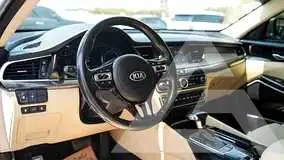 2019 KIA Cadenza