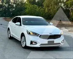 2019 KIA Cadenza
