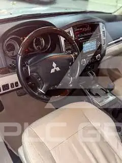 2020 Mitsubishi PAJARO