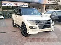 2020 Mitsubishi PAJARO