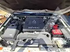 2020 Mitsubishi PAJARO