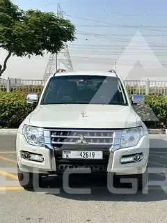 2020 Mitsubishi PAJARO