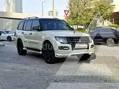 2020 Mitsubishi PAJARO