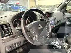 2020 Mitsubishi PAJARO