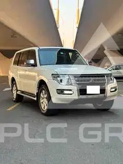 2020 Mitsubishi PAJARO