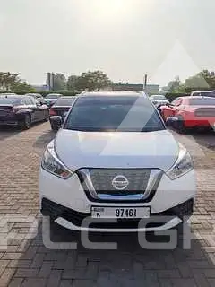 2020 Nissan KICKS