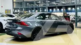 2020 Lexus IS