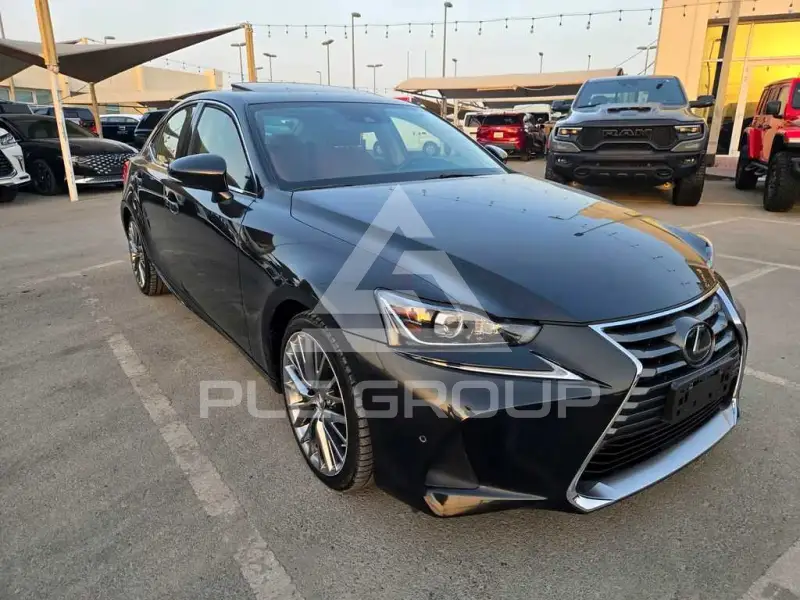 2020 Lexus IS