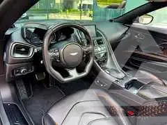 2020 Aston Martin DBS