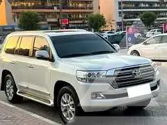 2020 Toyota LAND CRUISER