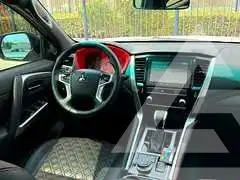 2021 Mitsubishi MONTERO