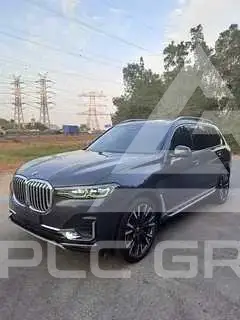 2021 BMW X7