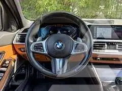 2021 BMW 320