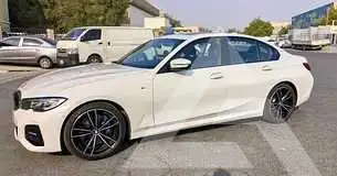 2021 BMW 320