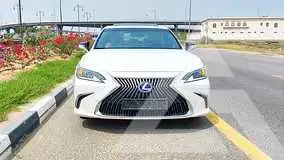 2021 Lexus ES