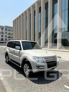 2022 Mitsubishi PAJARO
