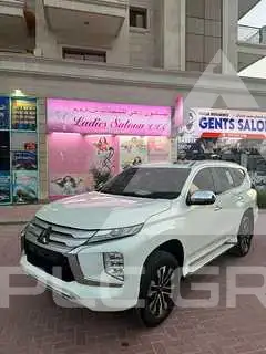 2022 Mitsubishi MONTERO