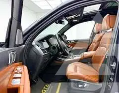 2022 BMW X7