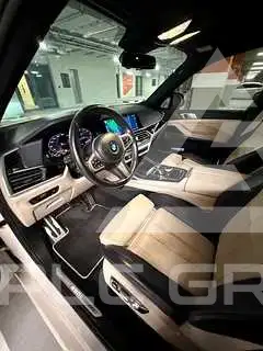 2022 BMW X7