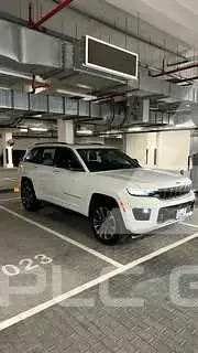 2022 Jeep Grand Cherokee