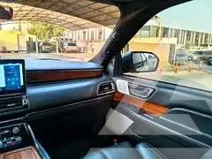 2022 Lincoln NAVIGATOR