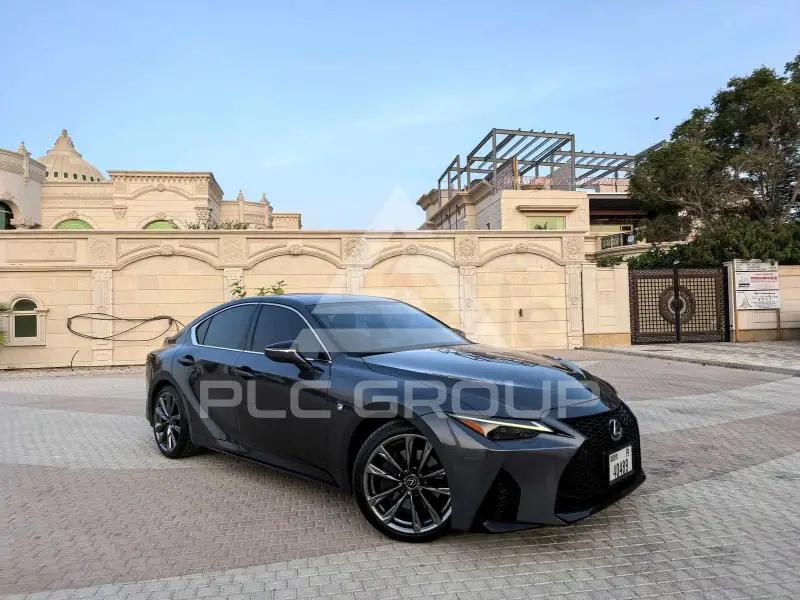 2022 Lexus IS