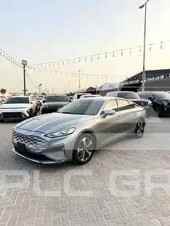2022 KIA K8