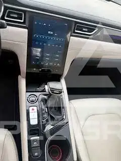 2022 JAC J7