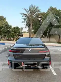 2023 BMW I7