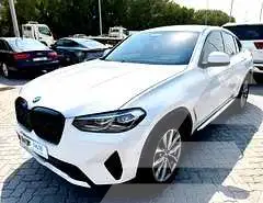 2023 BMW X4