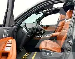 2023 BMW X7