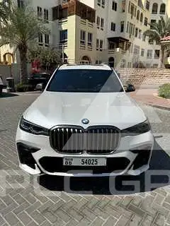 2023 BMW X7