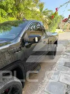 2023 GMC Sierra