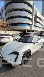 2023 Porsche Taycan